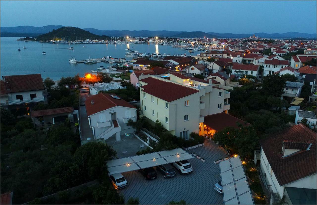 Apartments & Rooms Stella Adriatica Murter Exteriér fotografie